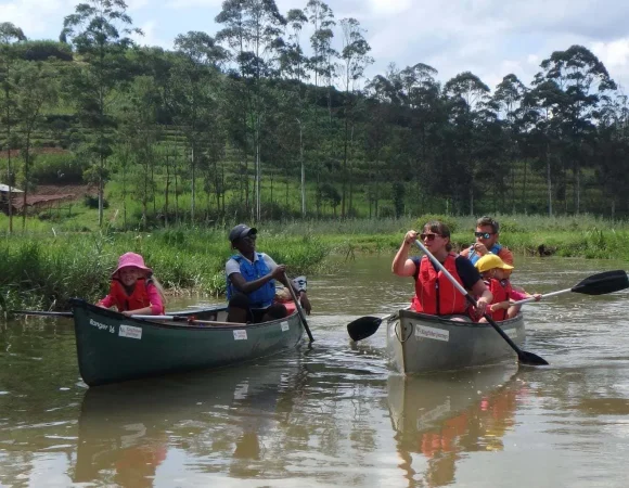 Canoeing on Mukungwa River