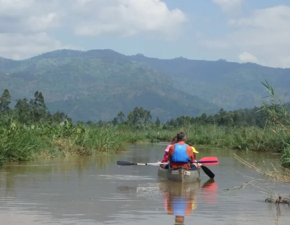Canoeing on Mukungwa River